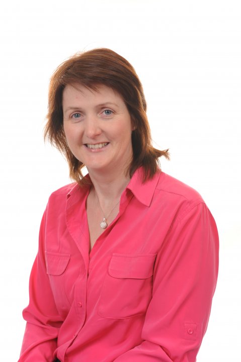 Mrs L McFarland